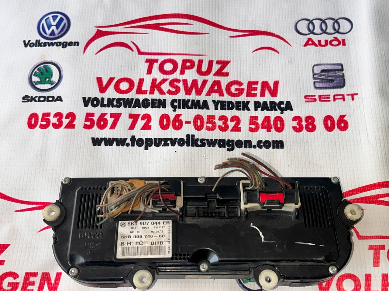 VOLKSWAGEN TİGUAN KLİMA KONTROL PANELİ KLİMATRONİK ÇIKMA 5K0907044ER 5HB009746-60 VOLKSWAGEN TİGUAN KLİMA KONTROL PANELİ KLİMATRONİK ÇIKMA 5K0907044ER 5HB009746-60