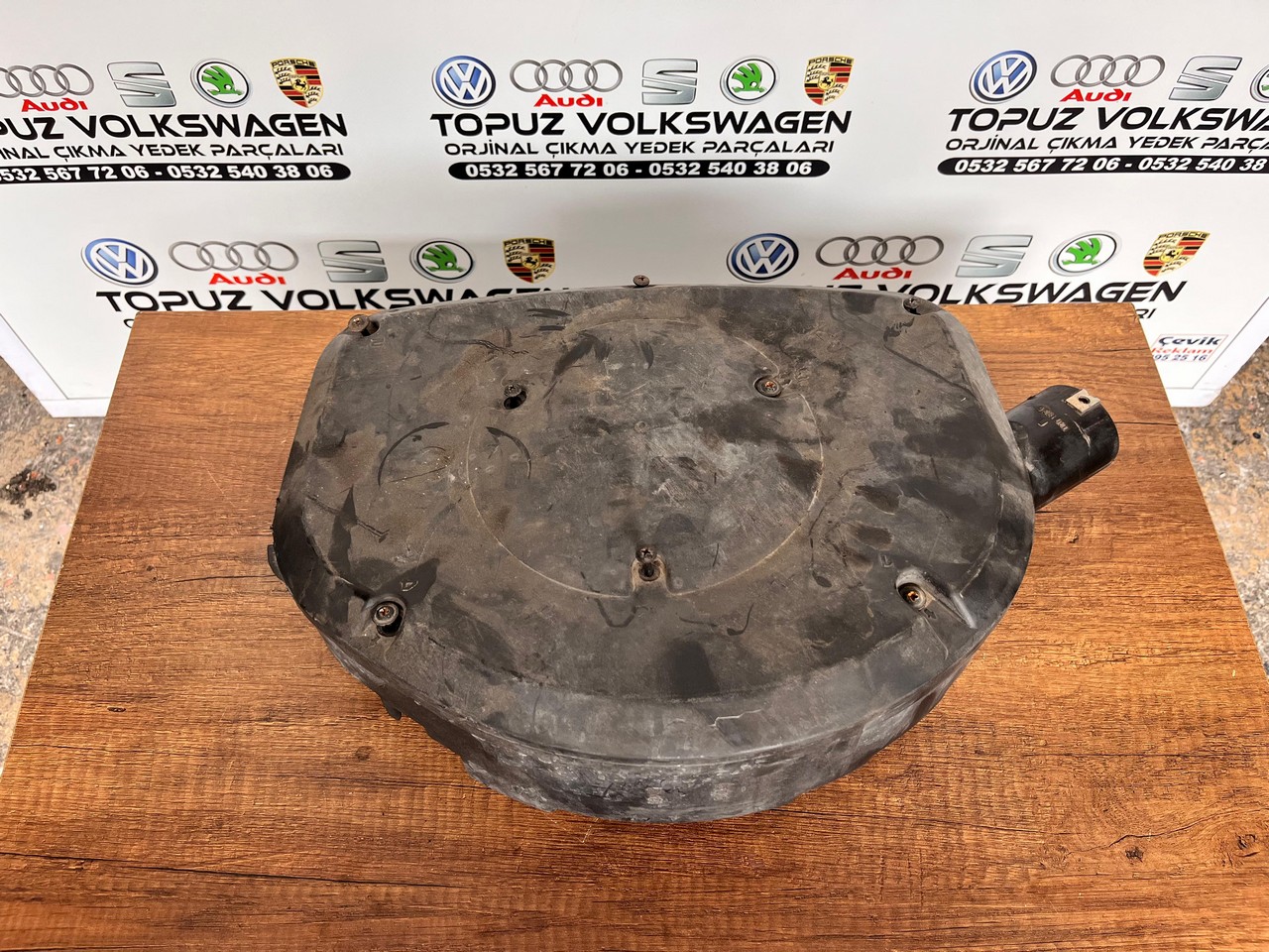 VOLKSWAGEN POLO CLASSİC 1.6 BENZİNLİ ALM HAVA FİLİTRE KUTUSU KAZANI ORJİNAL ÇIKMA 030129611N VOLKSWAGEN POLO CLASSİC 1.6 BENZİNLİ ALM HAVA FİLİTRE KUTUSU KAZANI ORJİNAL ÇIKMA 030129611N