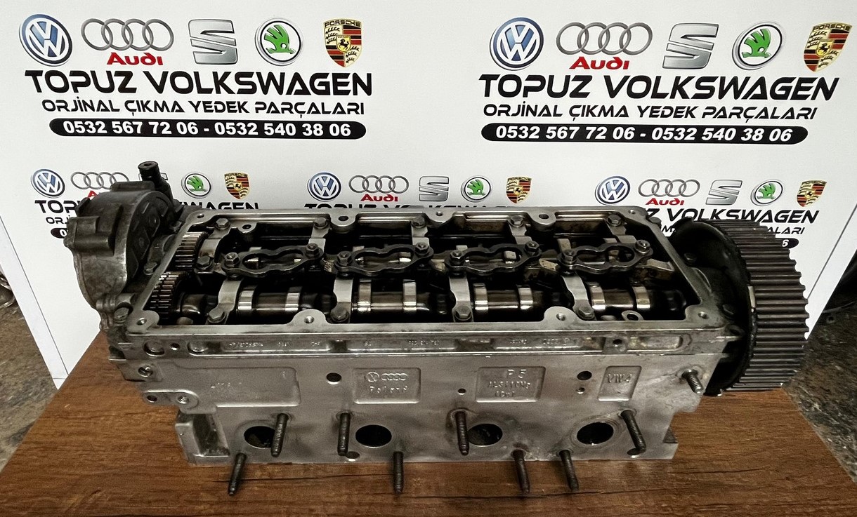 AUDİ A4 2.0 TDİ CAG CAGA MOTOR ÇIKMA SİLİNDİR KAPAĞI 03L103373E AUDİ A4 2.0 TDİ CAG CAGA MOTOR ÇIKMA SİLİNDİR KAPAĞI 03L103373E